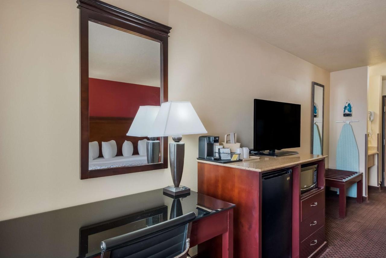 Surestay Plus Hotel By Best Western Silver City Ngoại thất bức ảnh